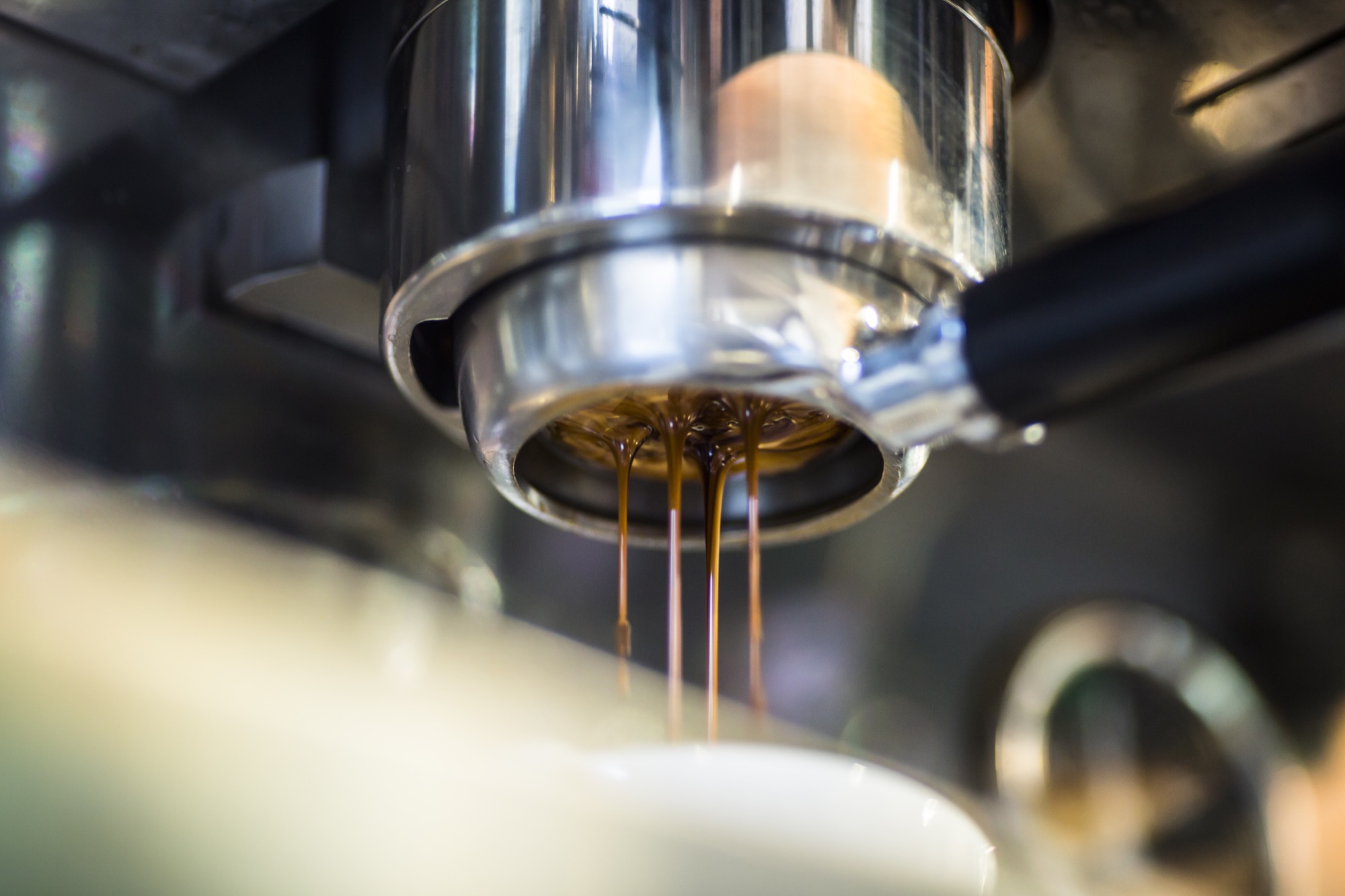 Espresso pouring at BeachBox Coffee